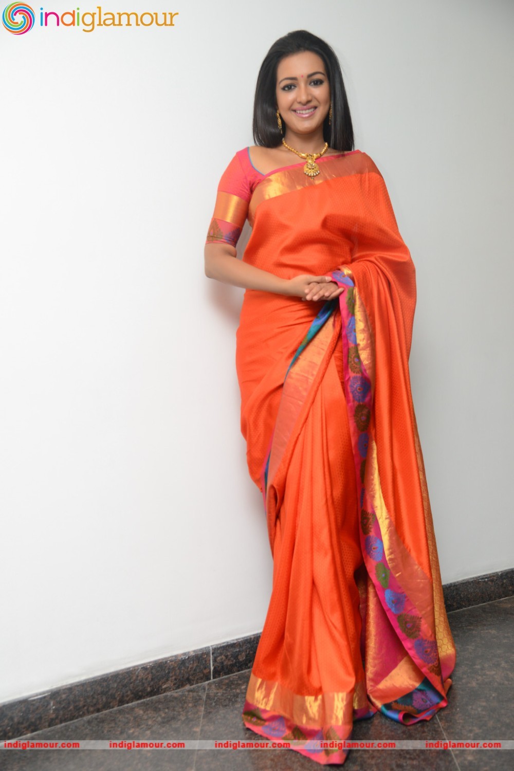 Catherine Tresa Actress hd photo