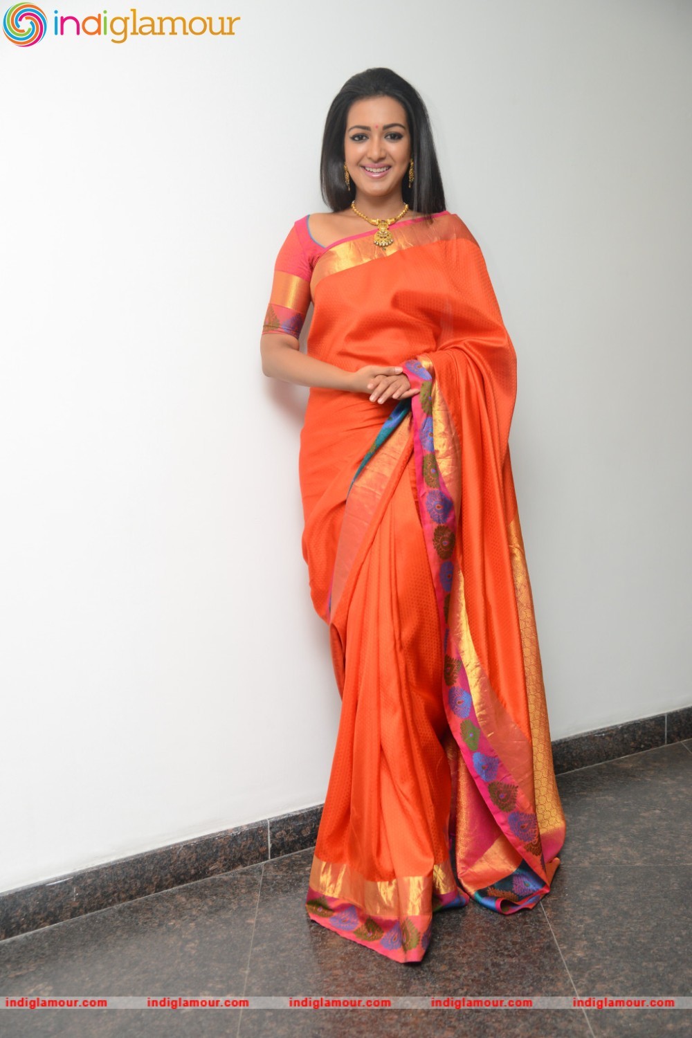 Catherine Tresa Actress hd photo