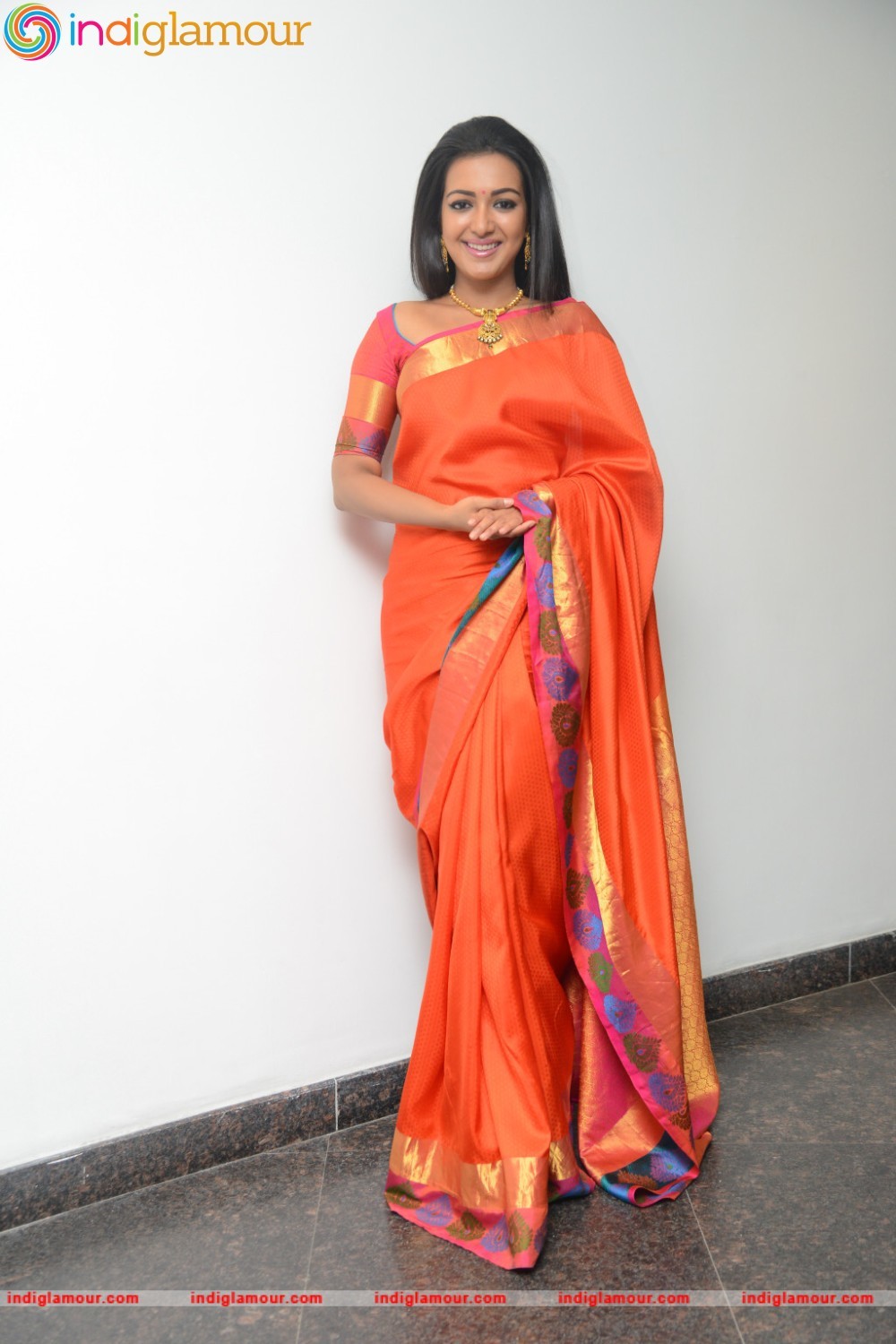 Catherine Tresa Actress hd photo