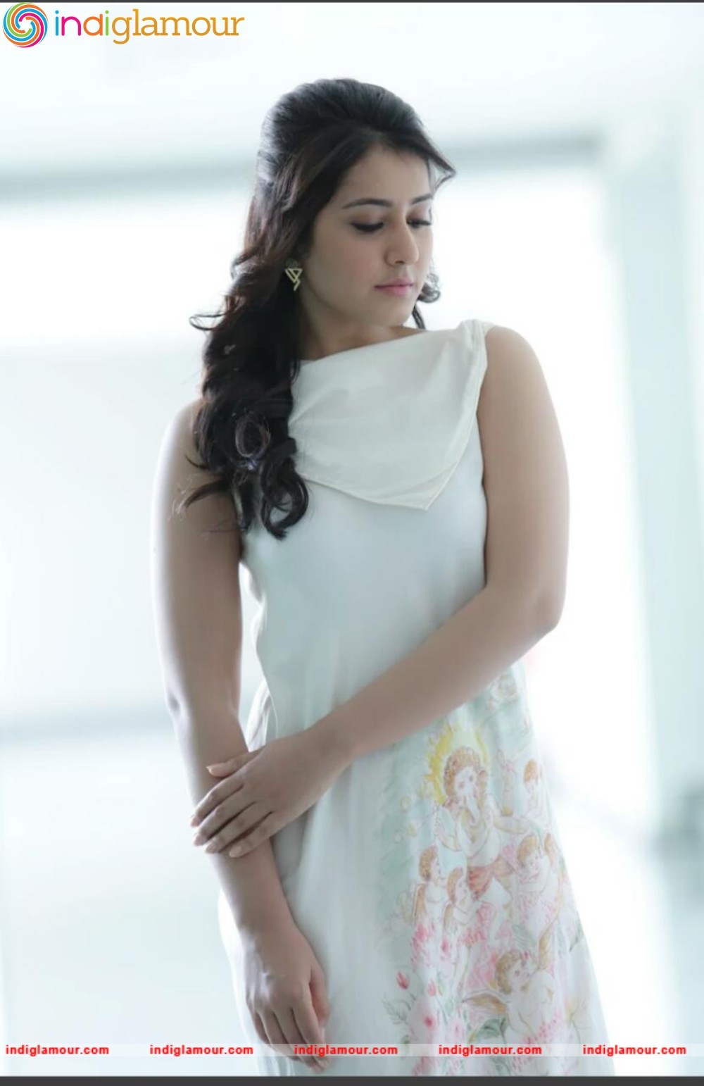 Raashi Khanna Actress hd photo