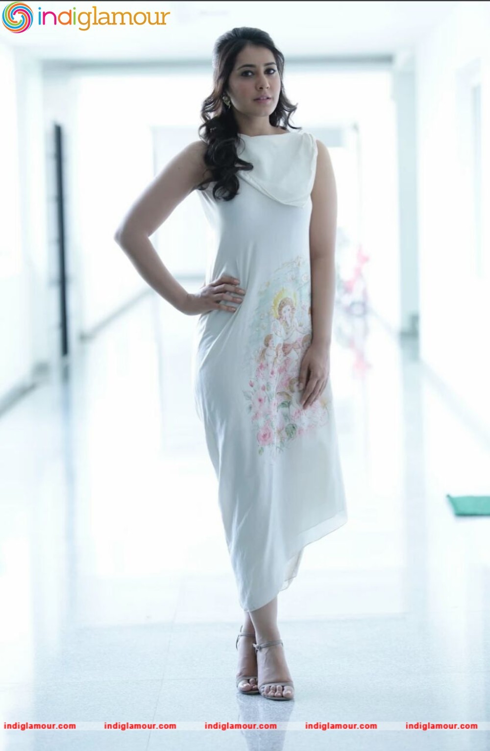 Raashi Khanna Actress hd photo