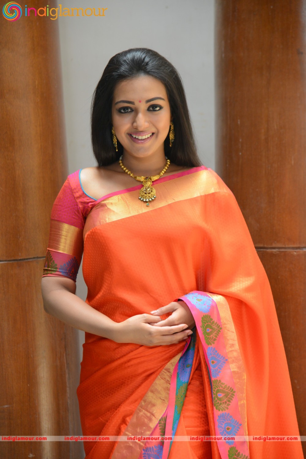 Catherine Tresa Actress hd photo