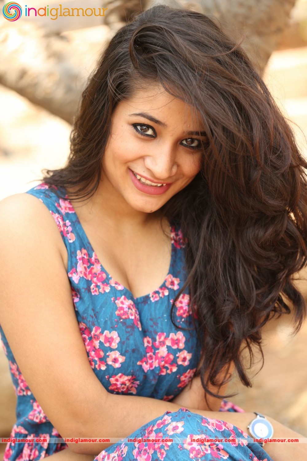 Santhoshi Sharma Actress hd photo