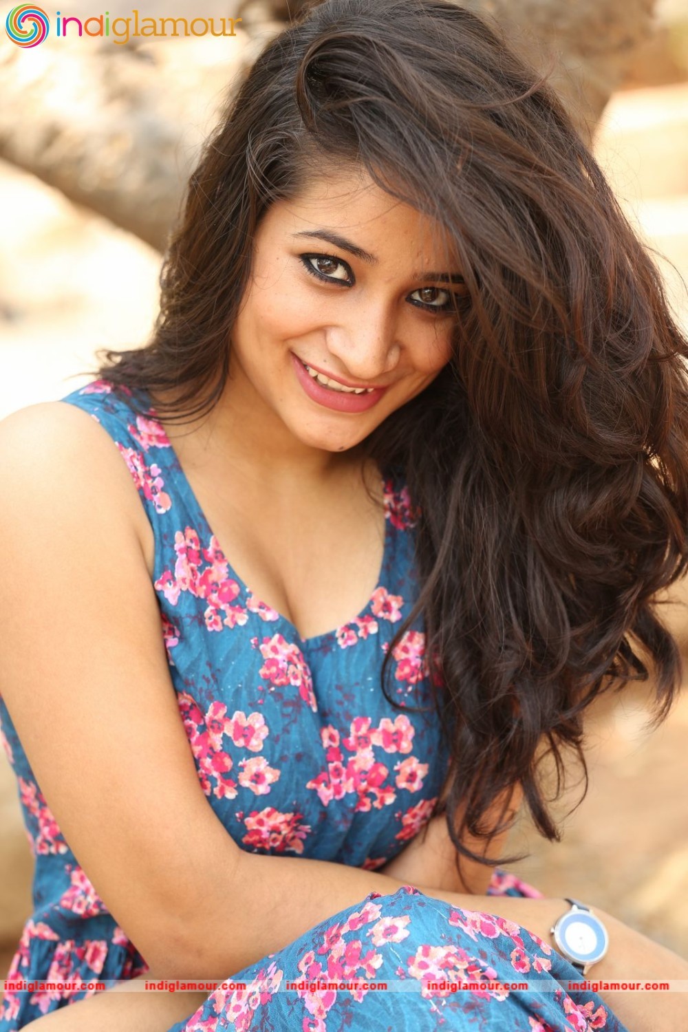 Santhoshi Sharma Actress hd photo