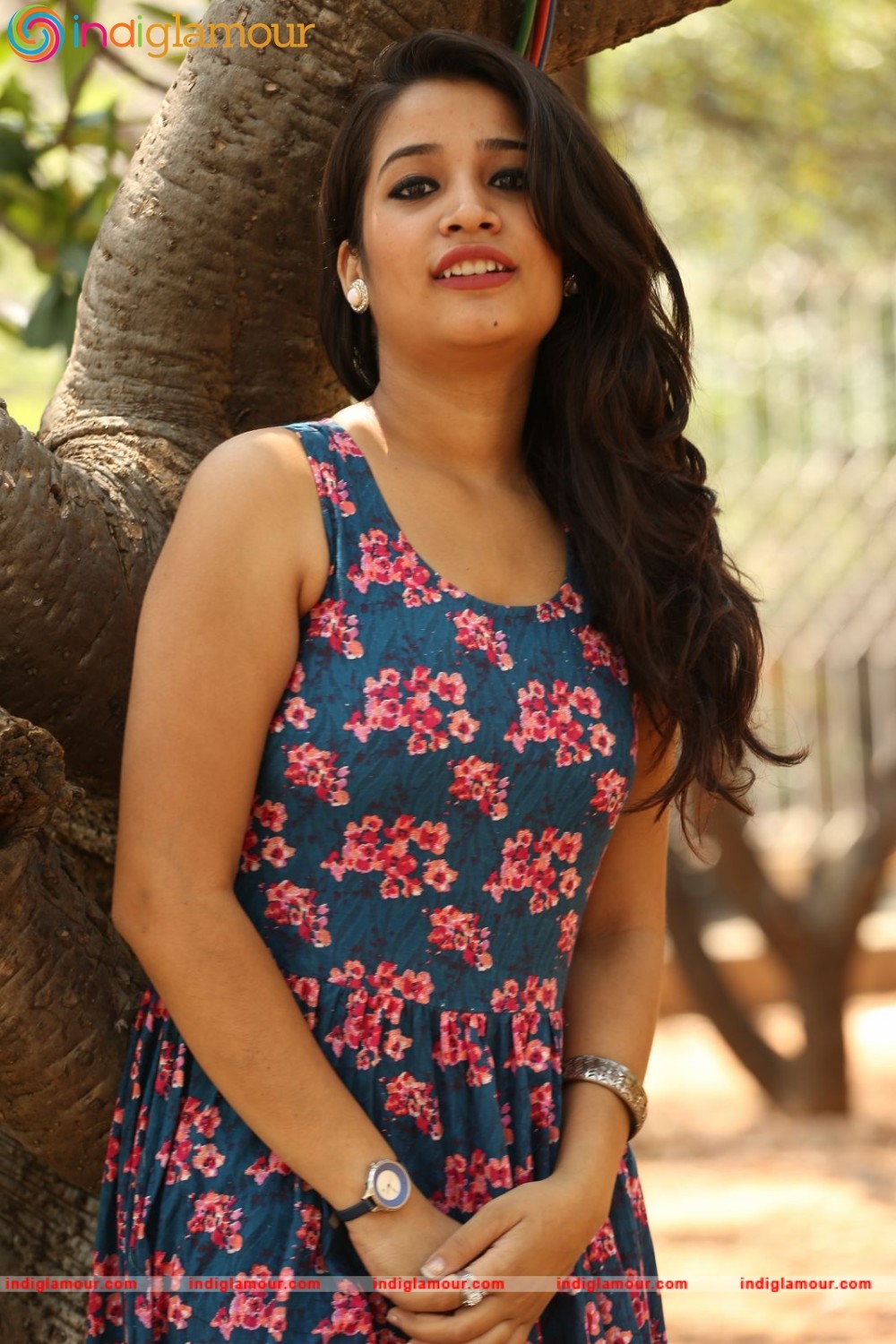 Santhoshi Sharma Actress hd photo