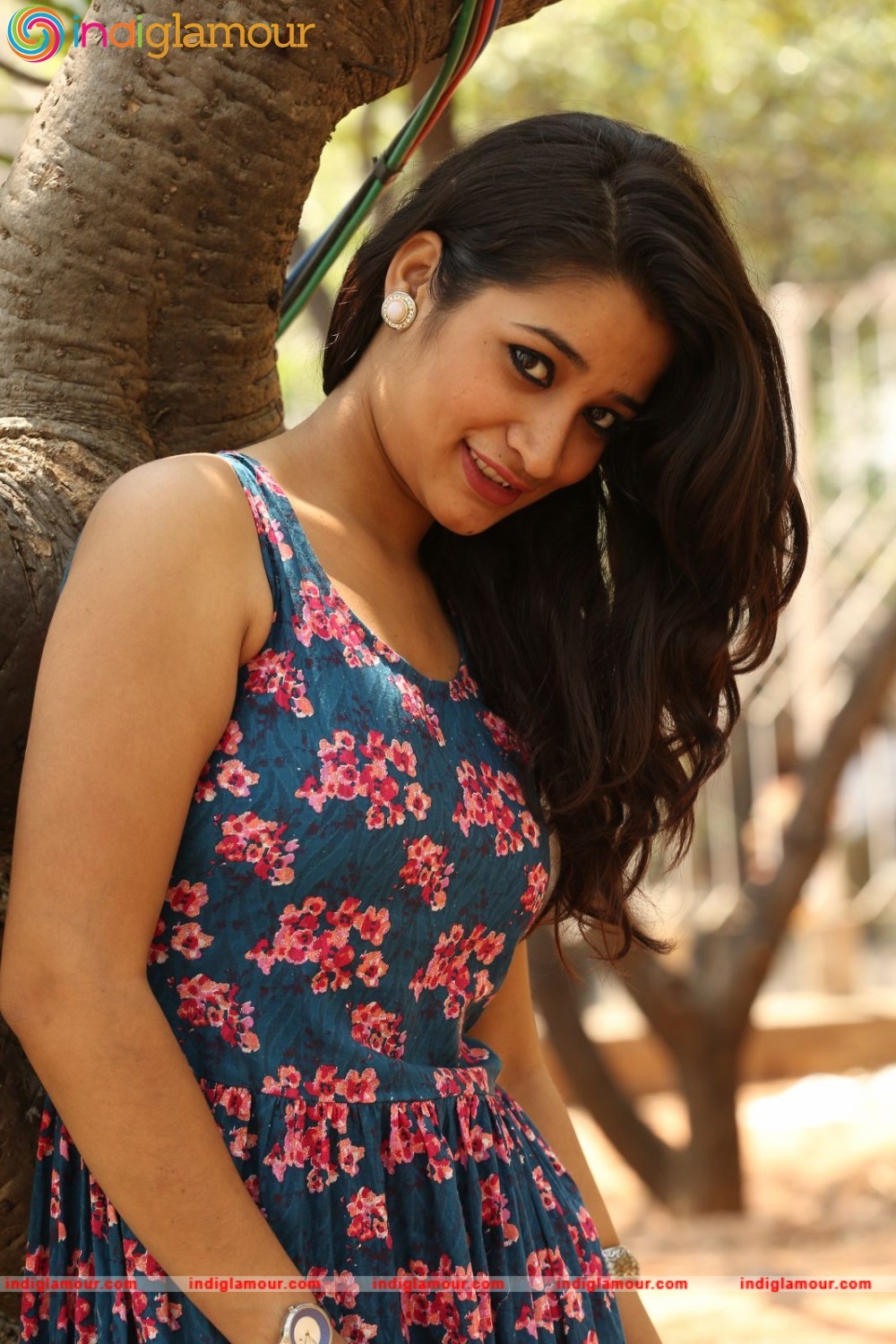 Santhoshi Sharma Actress hd photo