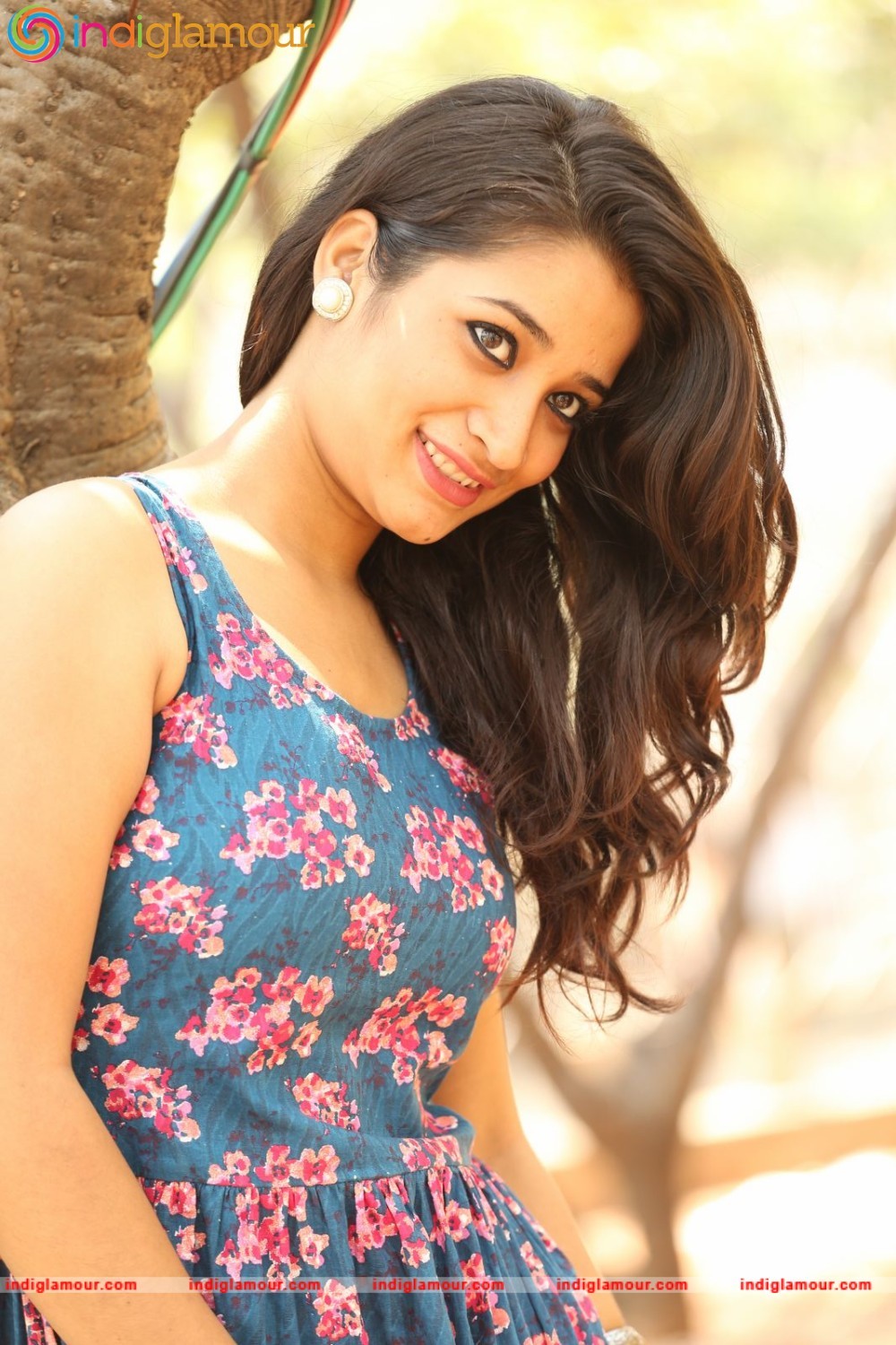 Santhoshi Sharma Actress hd photo