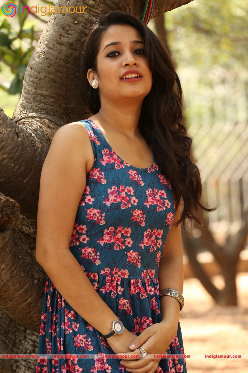 Santhoshi Sharma Actress hd photo
