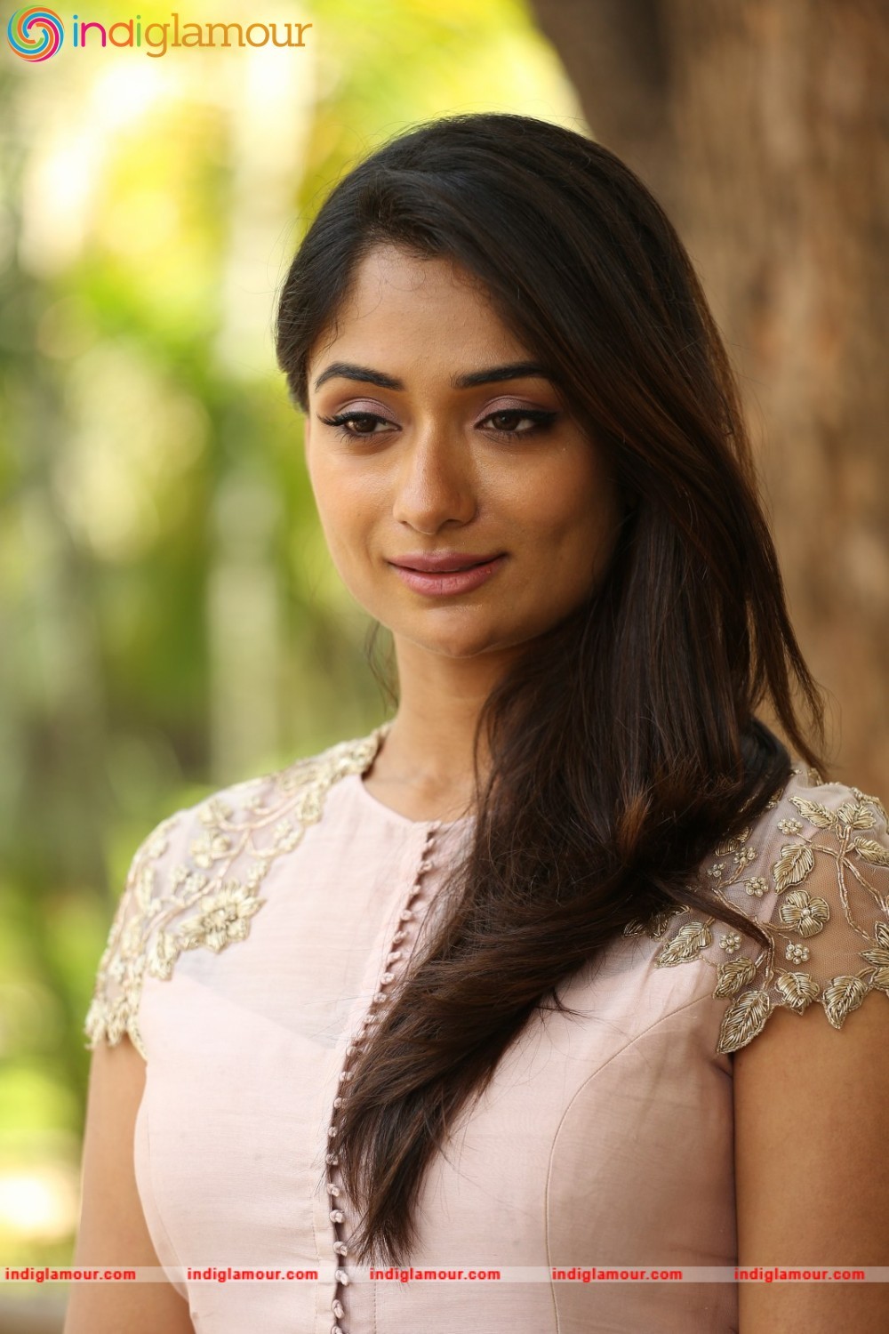 Sandhya Raju Actress hd photo