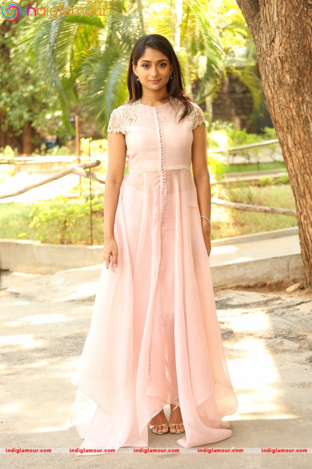 Sandhya Raju Actress hd photo