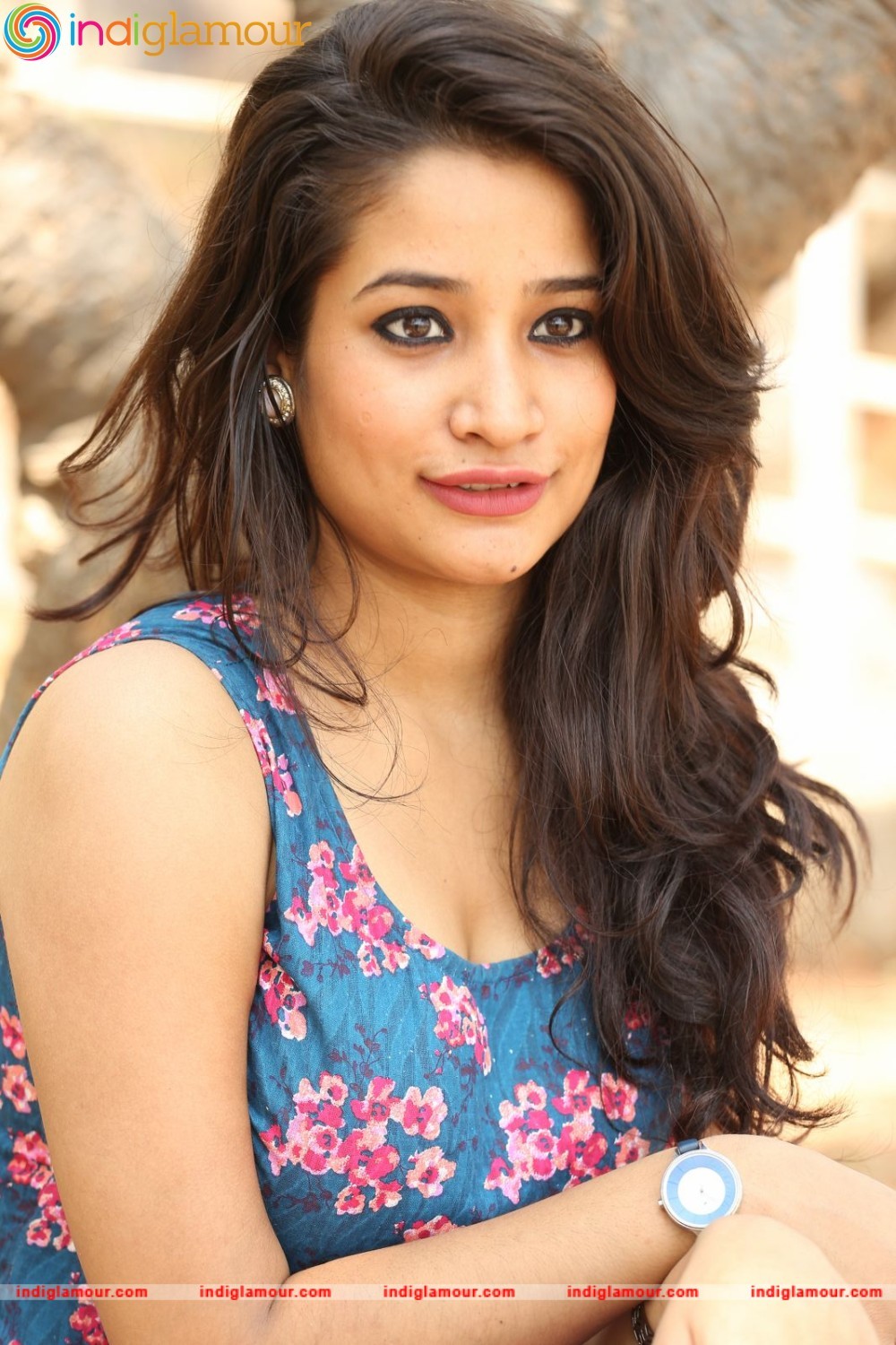 Santhoshi Sharma Actress hd photo
