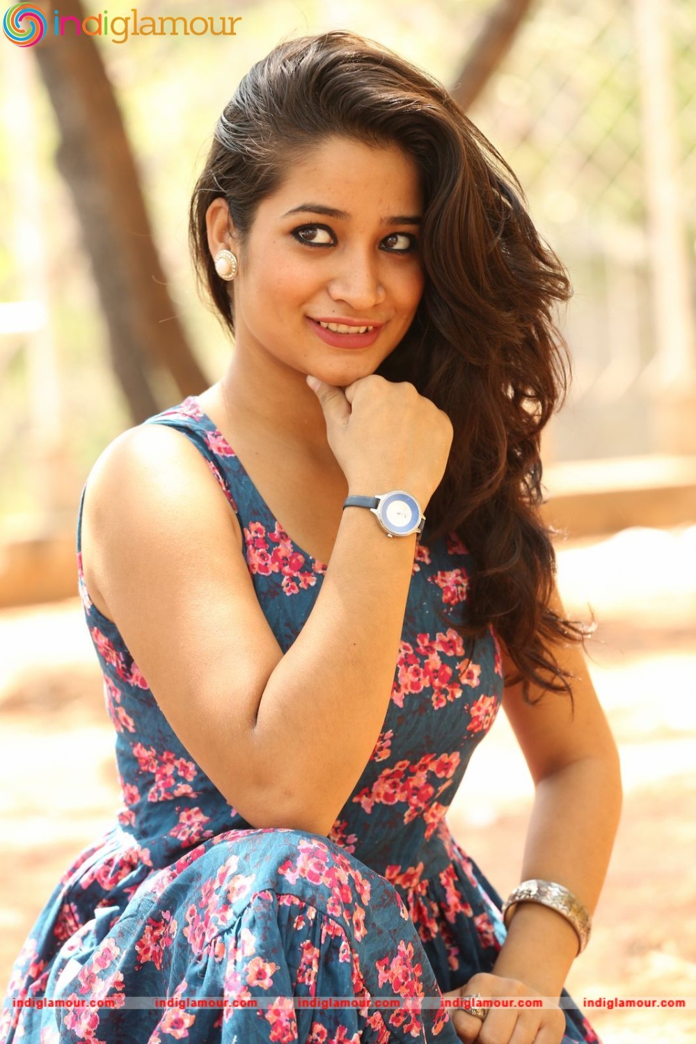 Santhoshi Sharma Actress hd photo