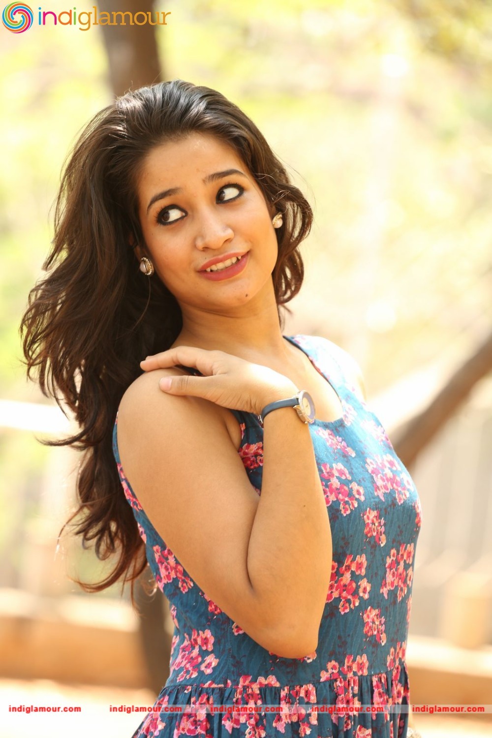 Santhoshi Sharma Actress hd photo