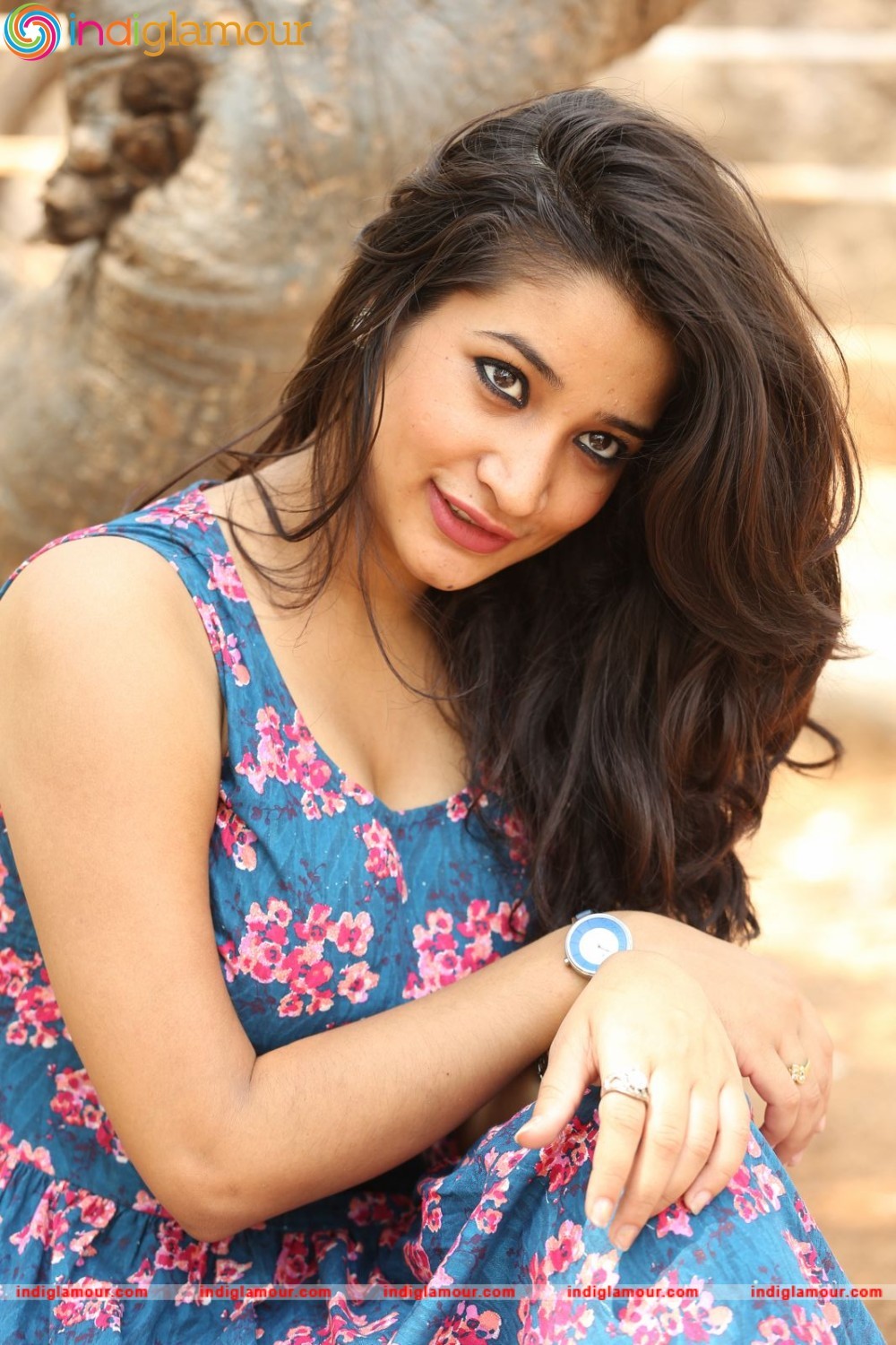 Santhoshi Sharma Actress hd photo