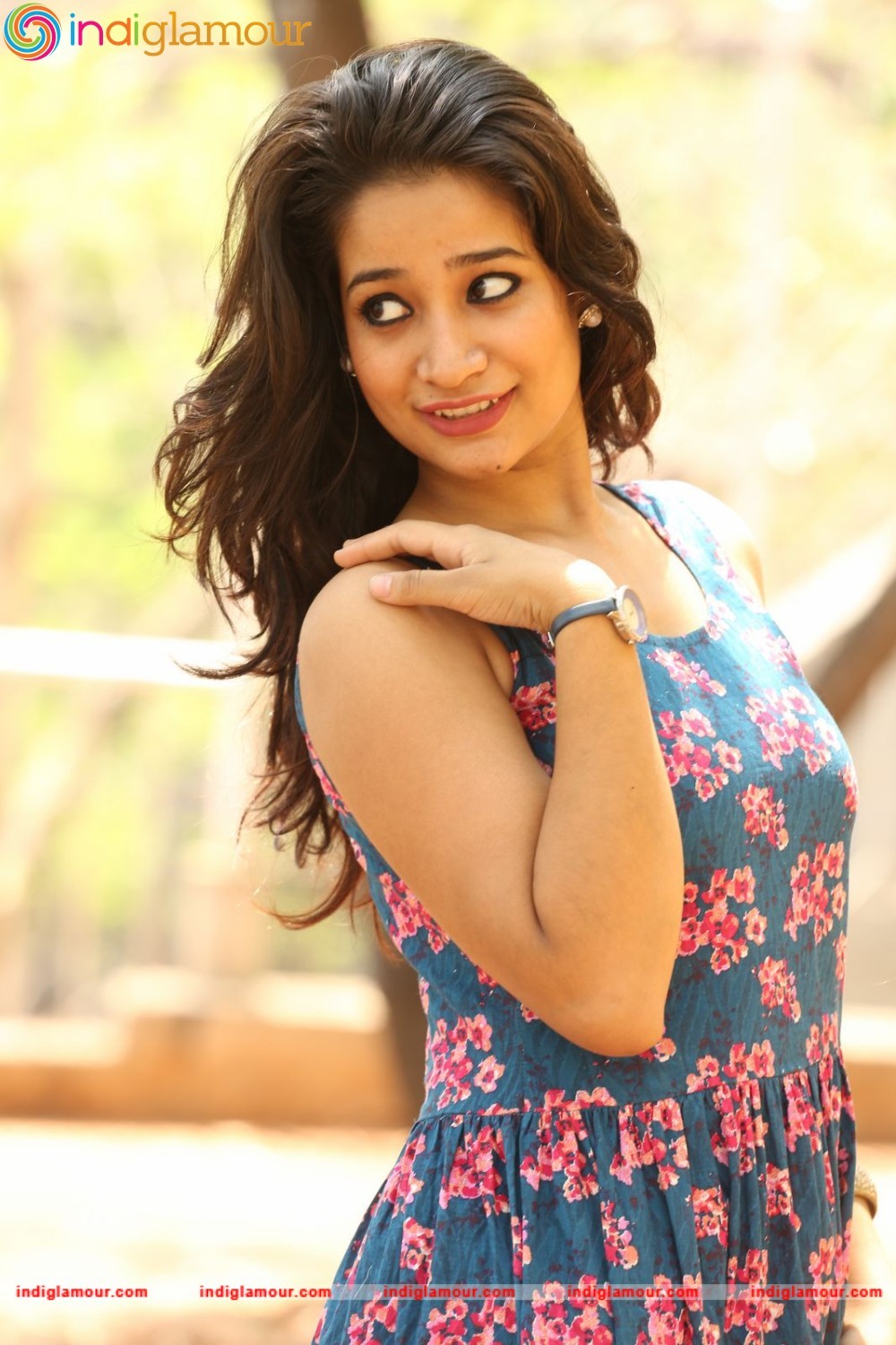 Santhoshi Sharma Actress hd photo