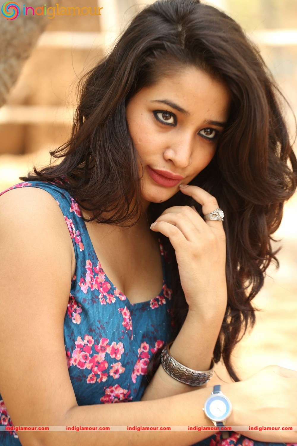 Santhoshi Sharma Actress hd photo