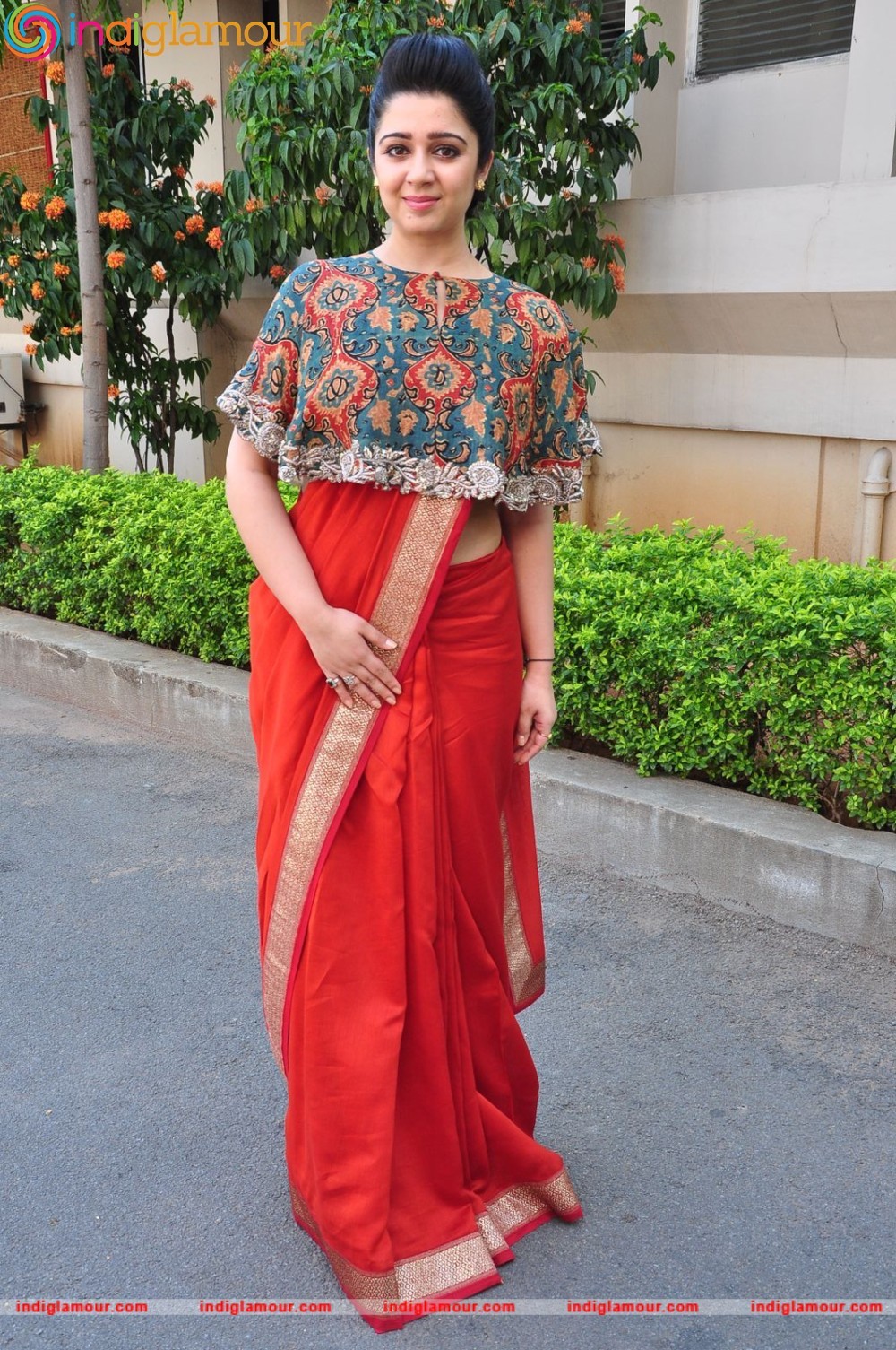 Charmy Kaur Actress hd photo