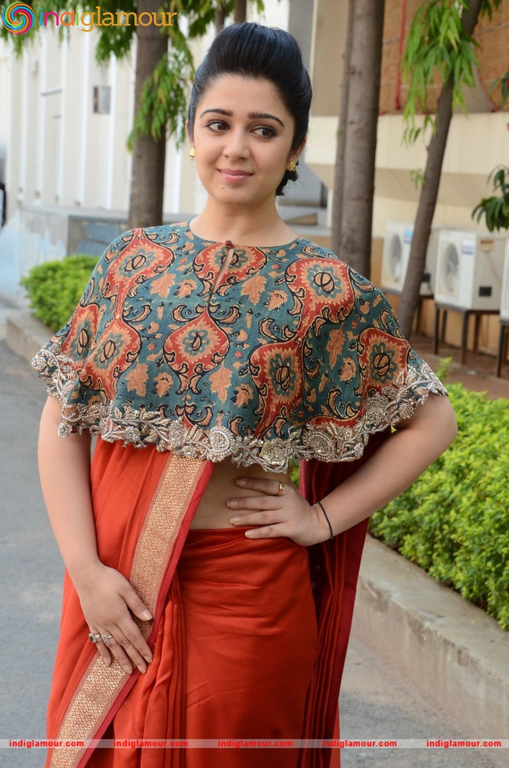 Charmy Kaur Actress hd photo