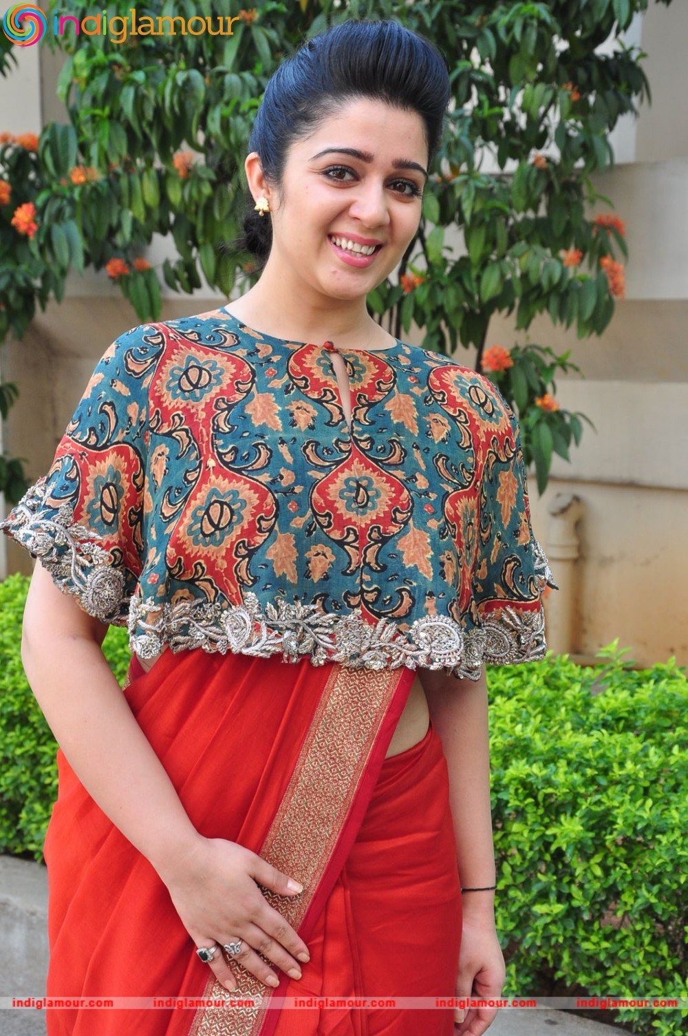 Charmy Kaur Actress hd photo