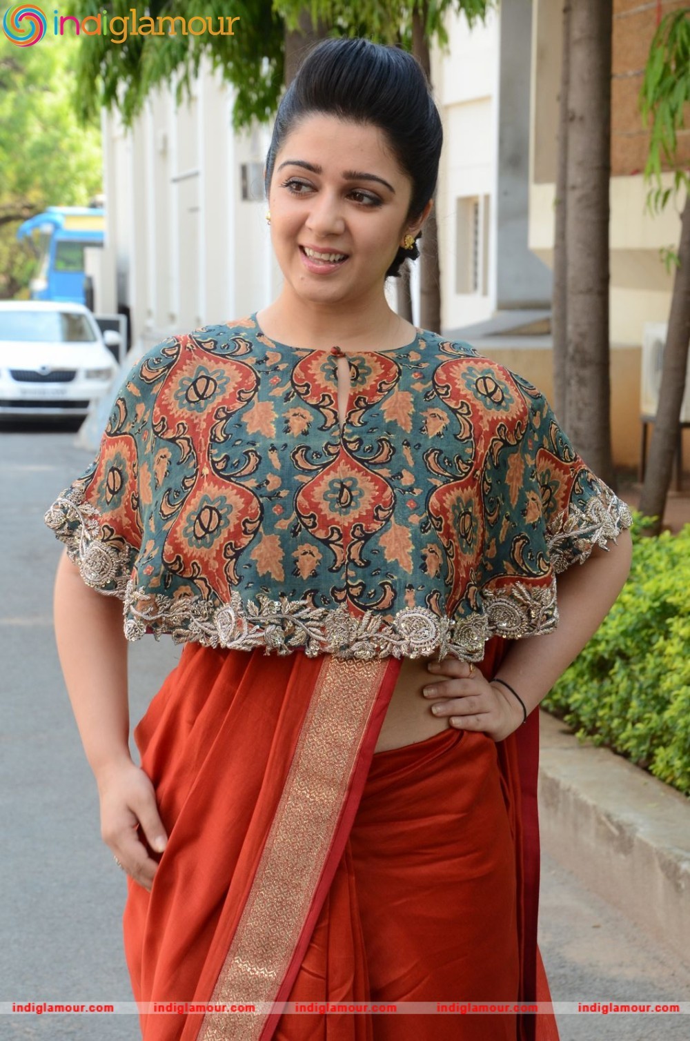 Charmy Kaur Actress hd photo