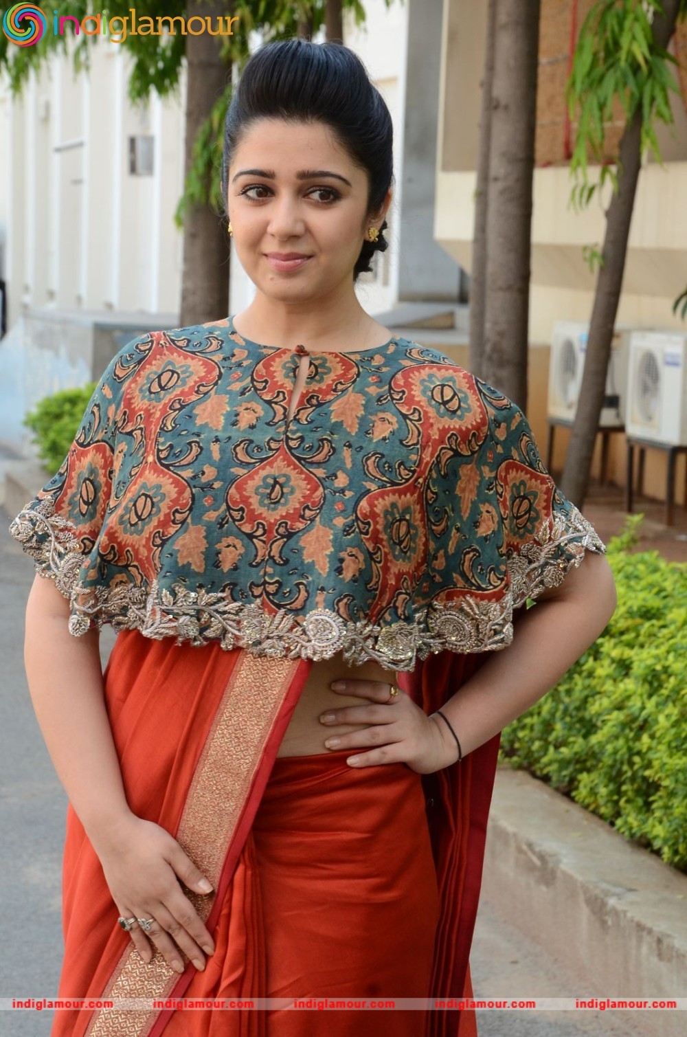 Charmy Kaur Actress hd photo
