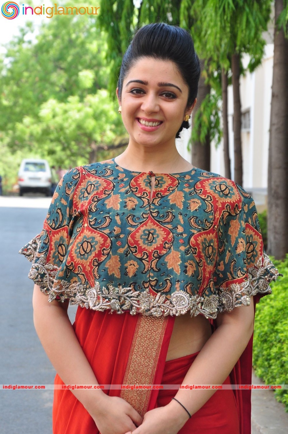 Charmy Kaur Actress hd photo