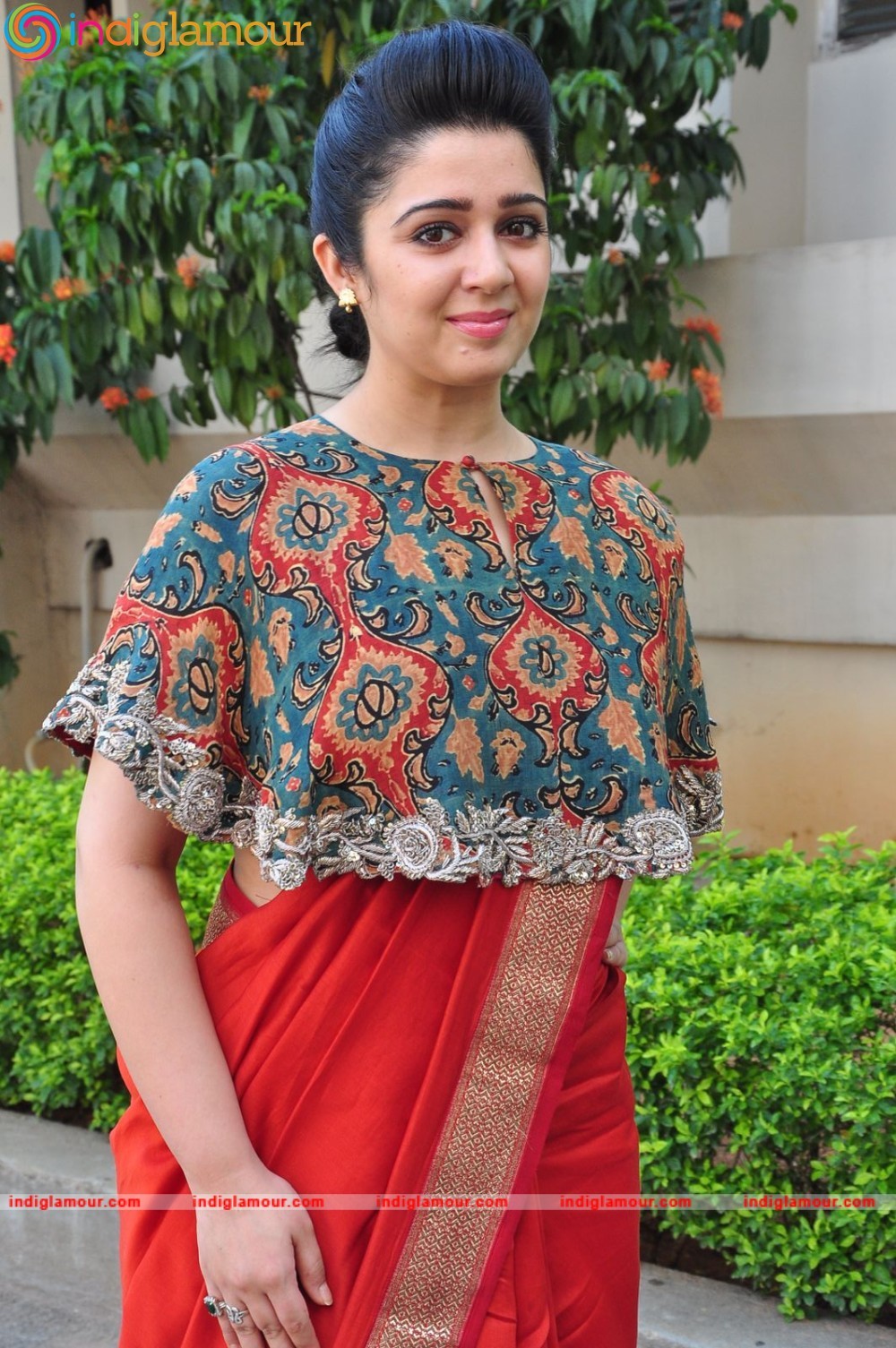 Charmy Kaur Actress hd photo