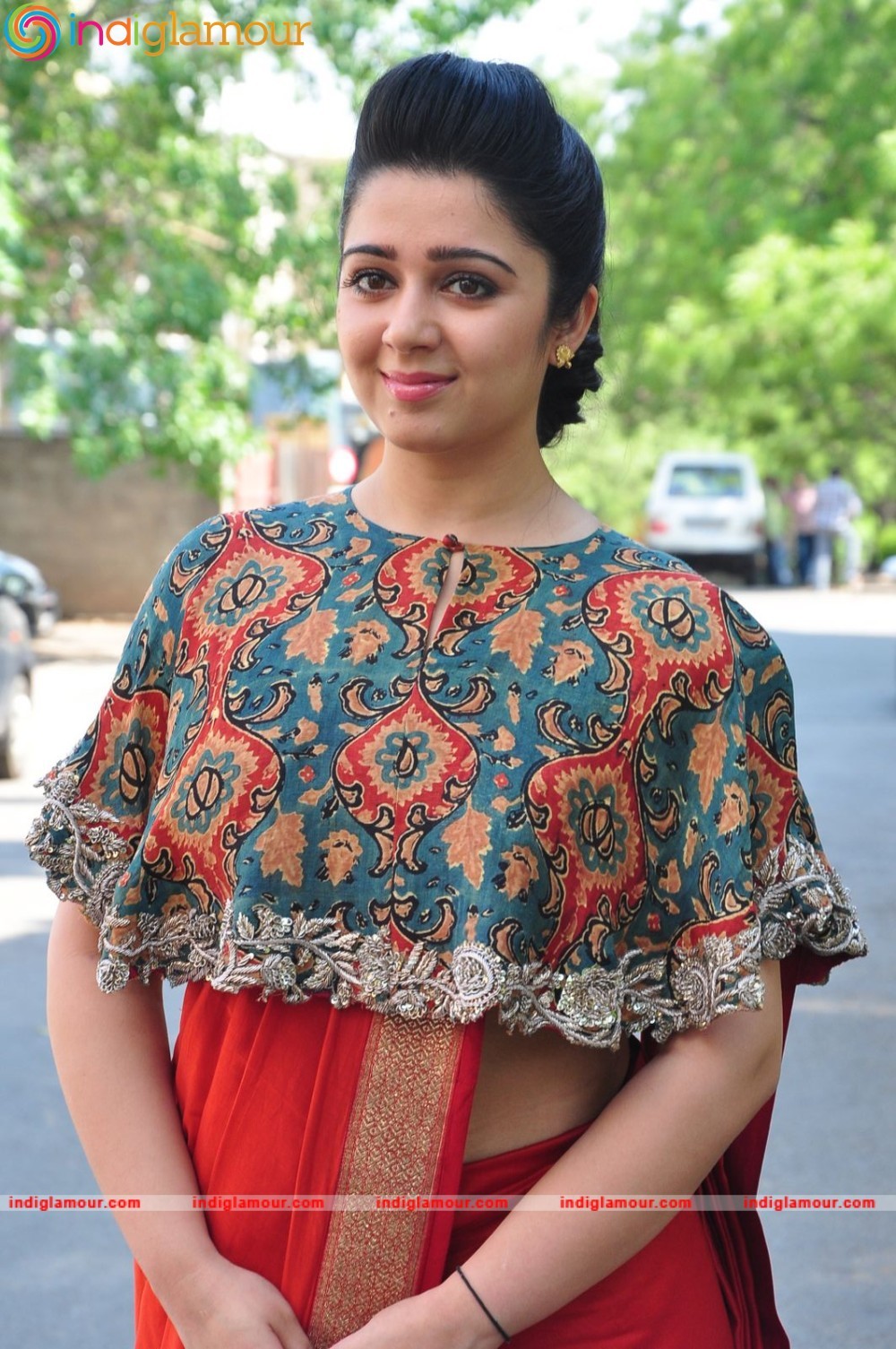 Charmy Kaur Actress hd photo