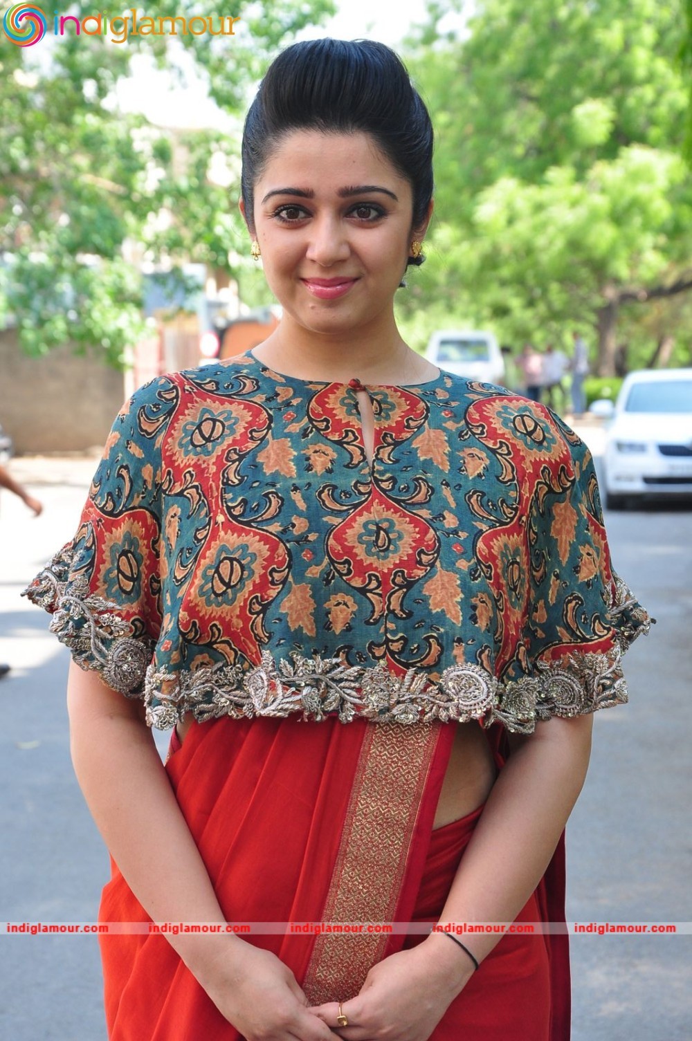 Charmy Kaur Actress hd photo