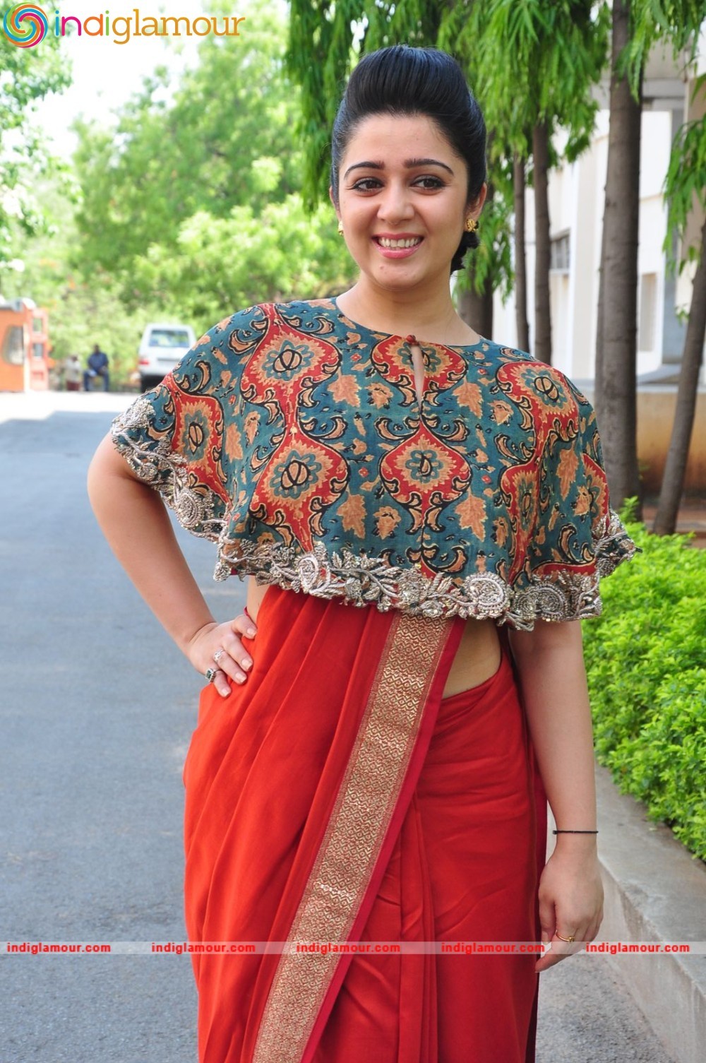 Charmy Kaur Actress hd photo