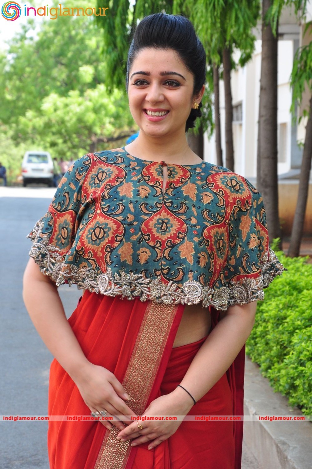 Charmy Kaur Actress hd photo
