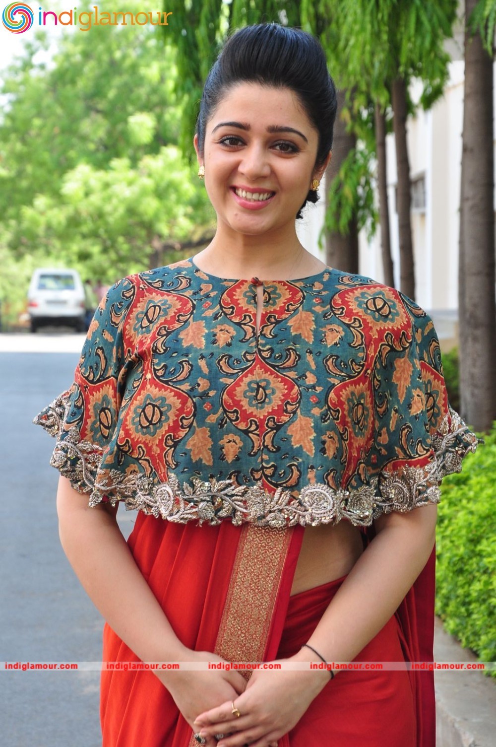Charmy Kaur Actress hd photo
