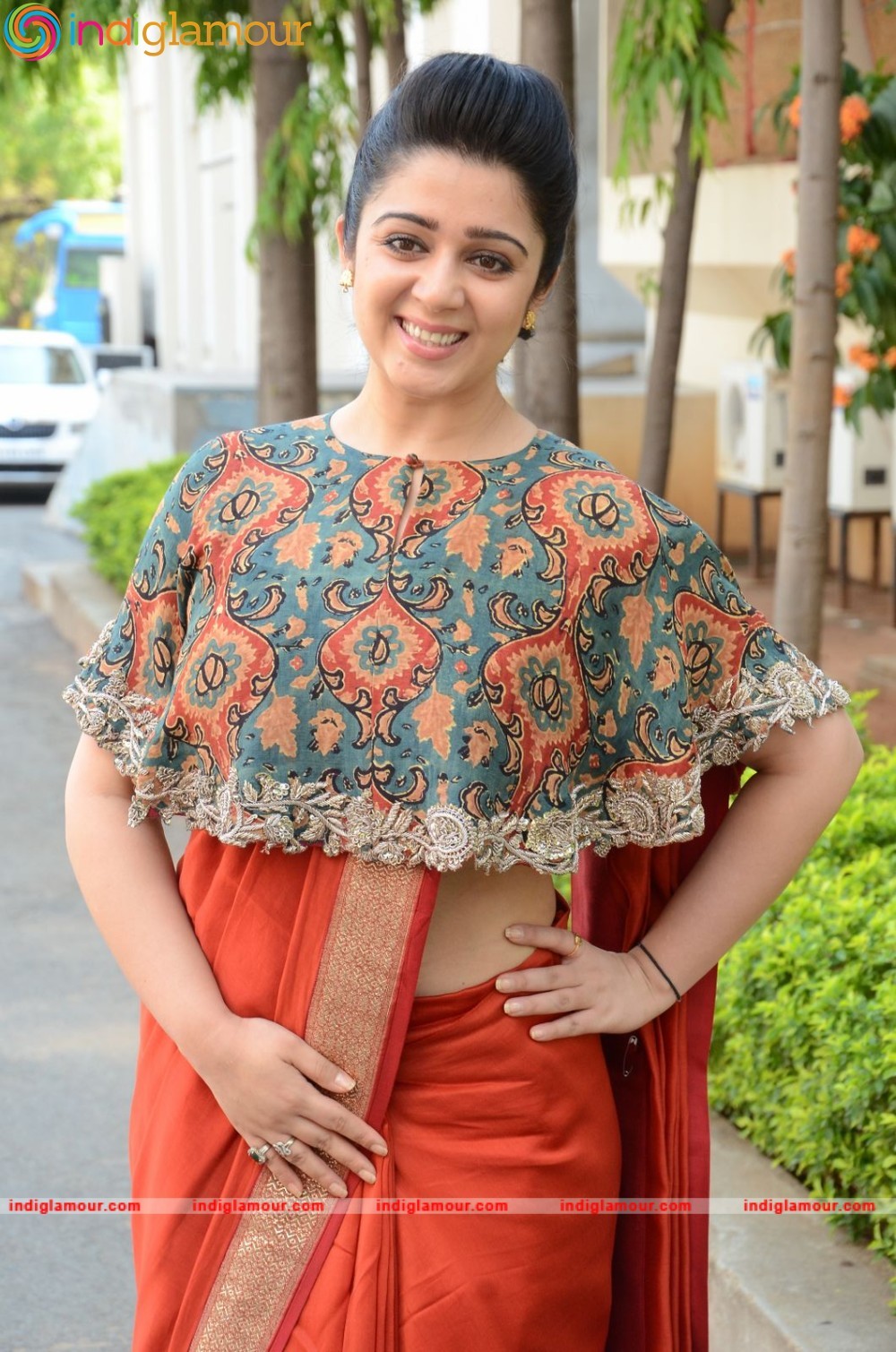 Charmy Kaur Actress hd photo