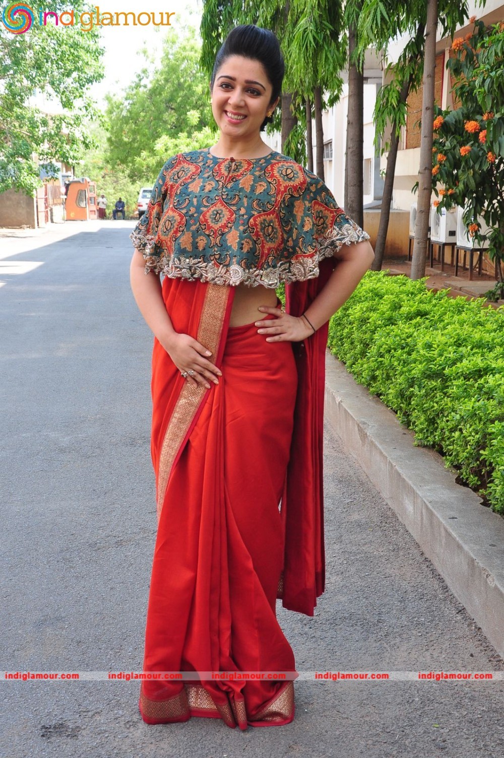 Charmy Kaur Actress hd photo