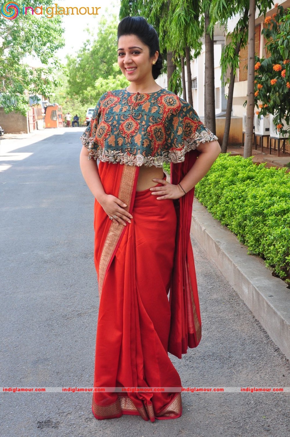 Charmy Kaur Actress hd photo