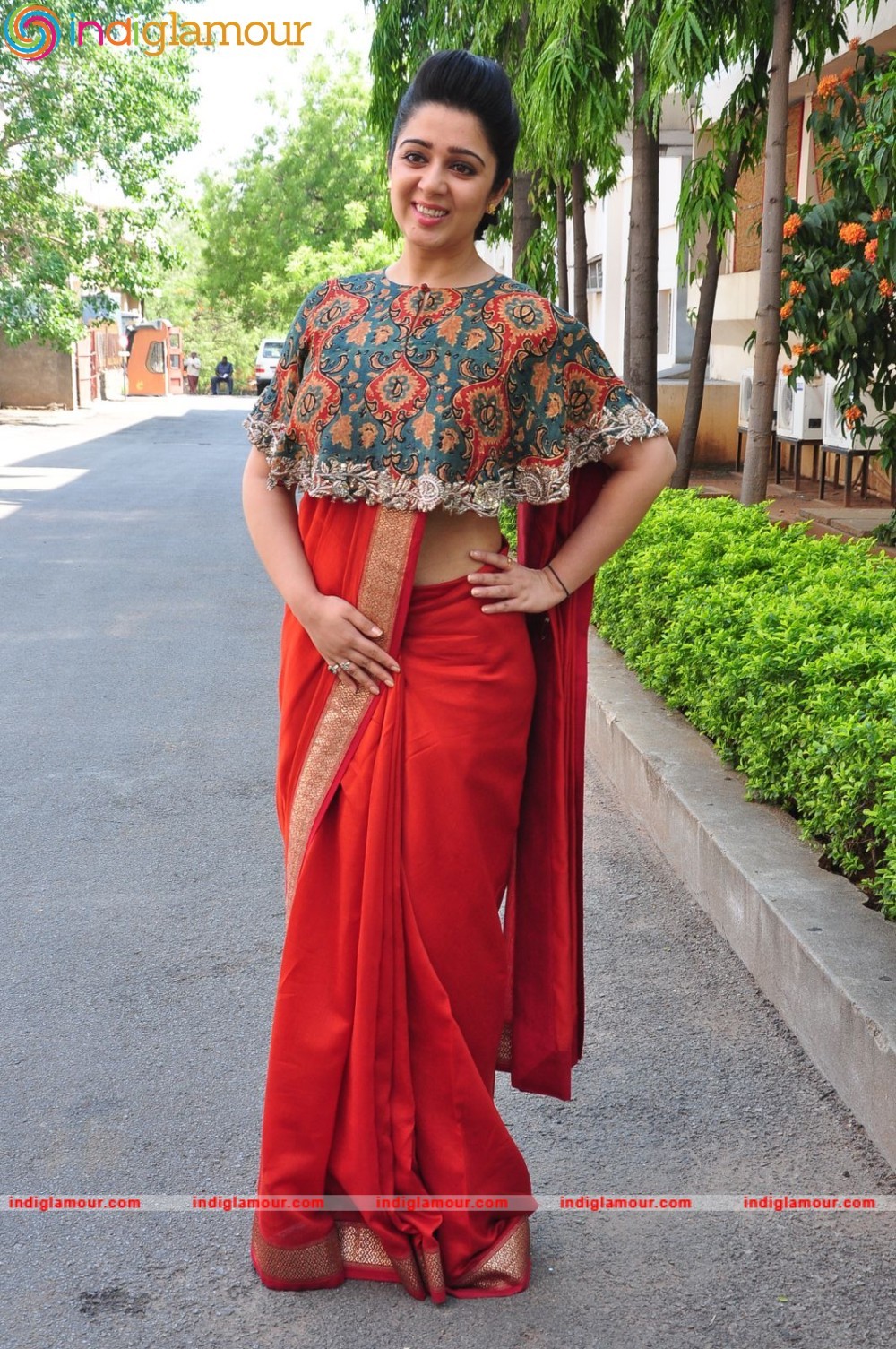 Charmy Kaur Actress hd photo