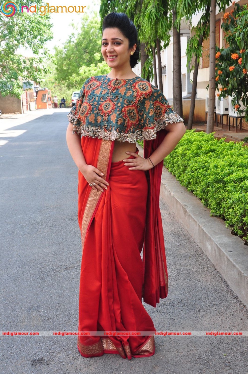 Charmy Kaur Actress hd photo
