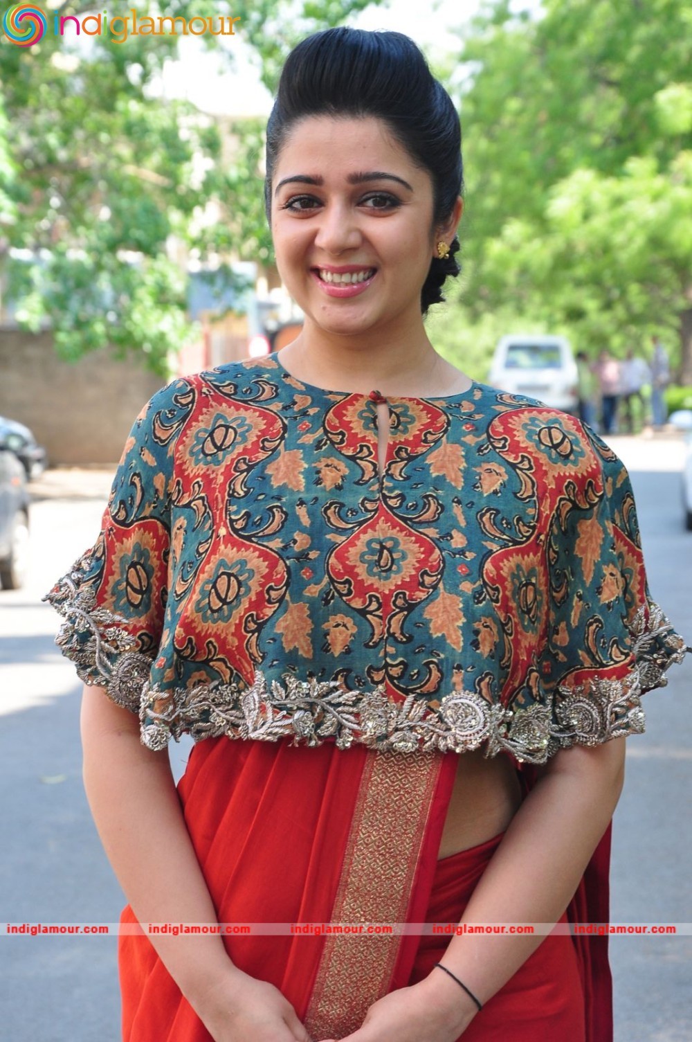 Charmy Kaur Actress hd photo