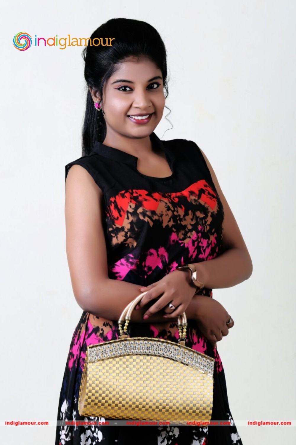 Actress Sabbita Roi New Photo Shoot Images Actress hd photo