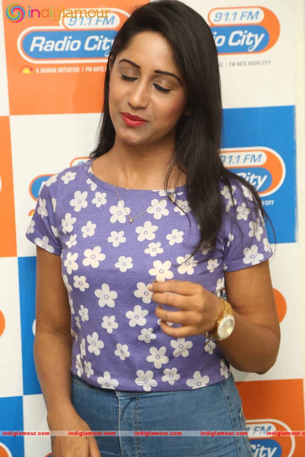 Nithya Actress hd photo