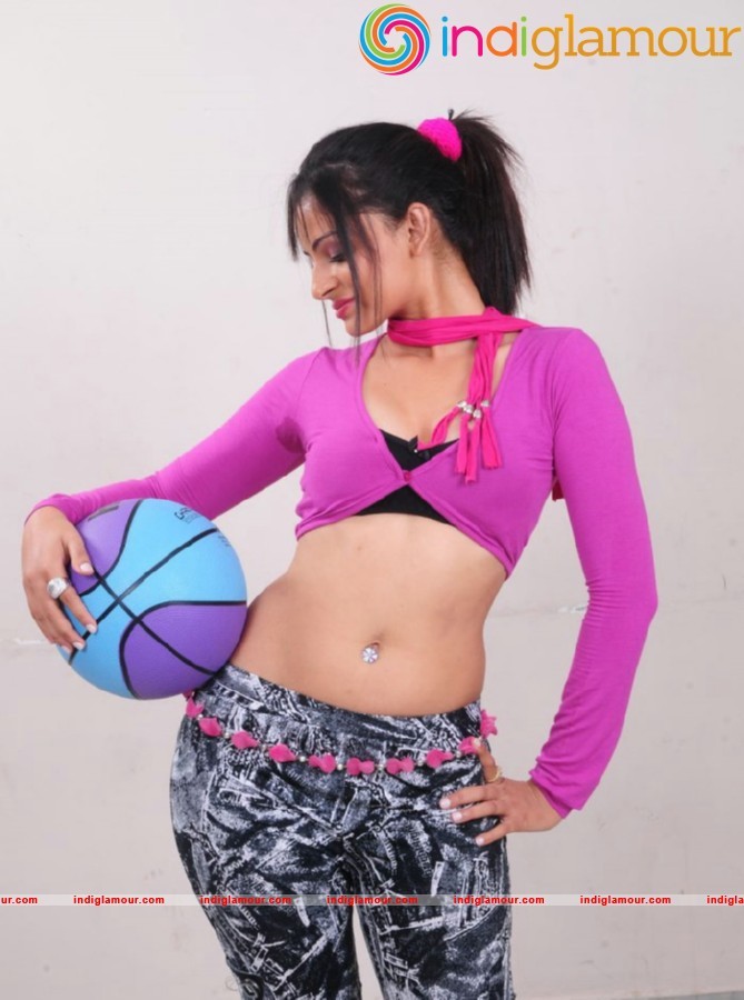Anuhya Reddy Actress hd photo