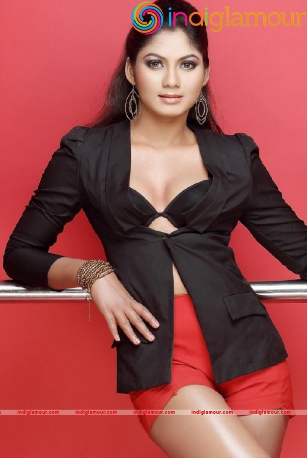 Shruthi Reddy Actress hd photo
