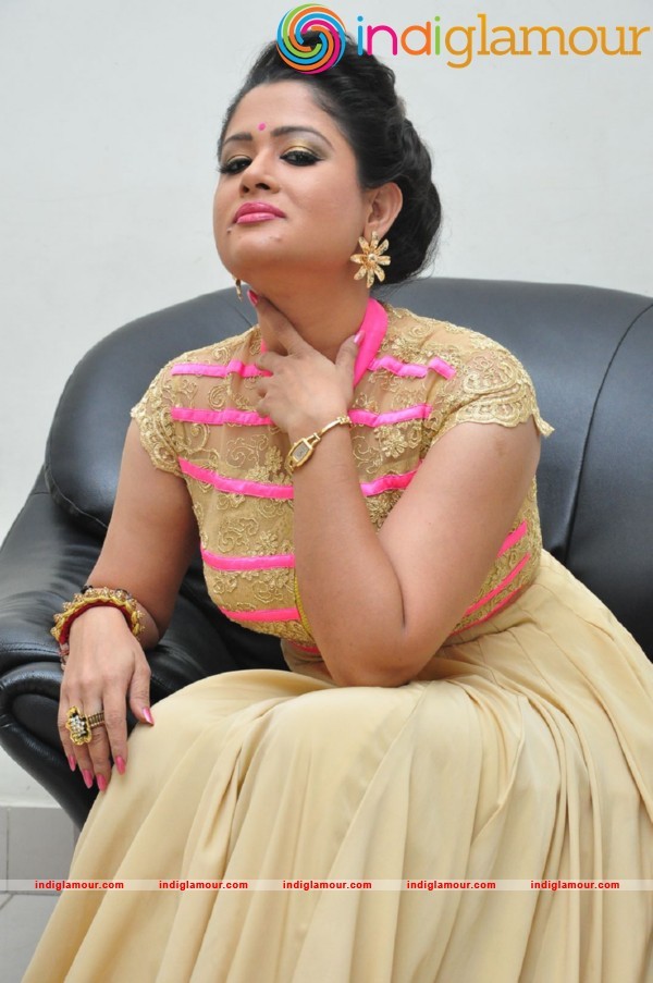 Shilpa Chakravarthy Actress hd photo
