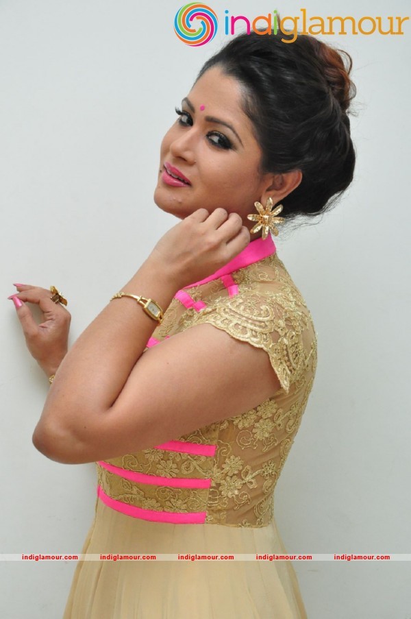 Shilpa Chakravarthy Actress hd photo