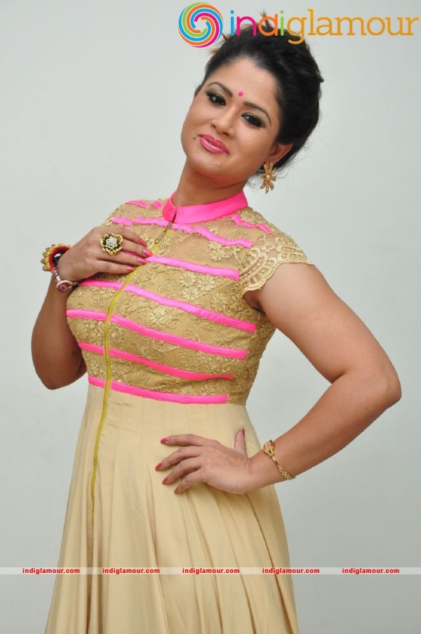 Shilpa Chakravarthy Actress hd photo