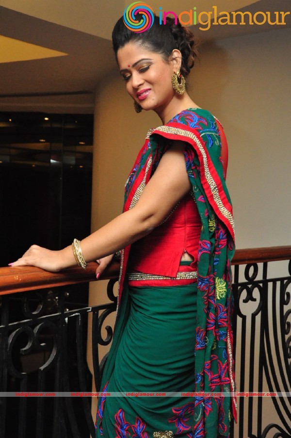 Shilpa Chakravarthy Actress hd photo