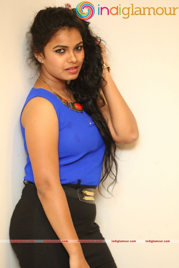 Naveena Jackson Actress hd photo