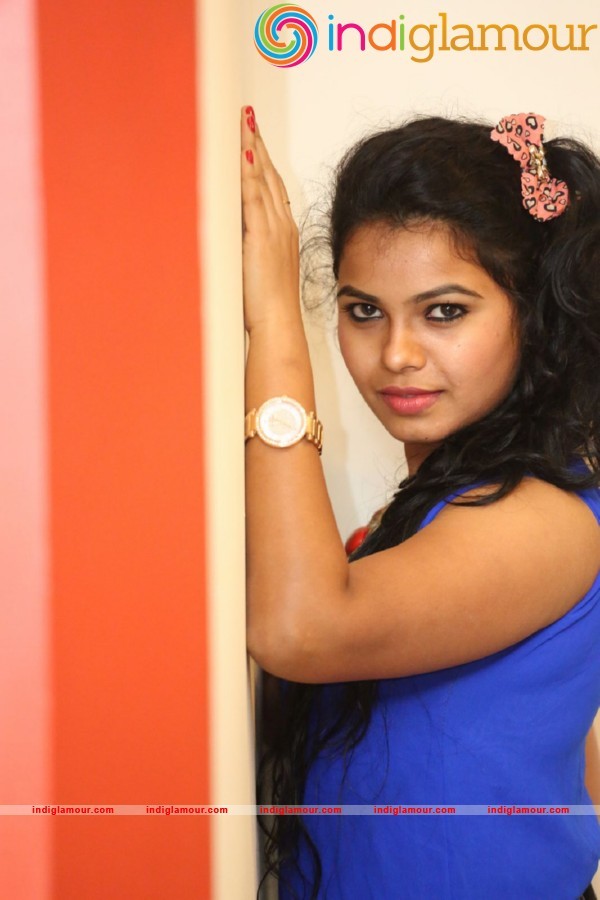 Naveena Jackson Actress hd photo