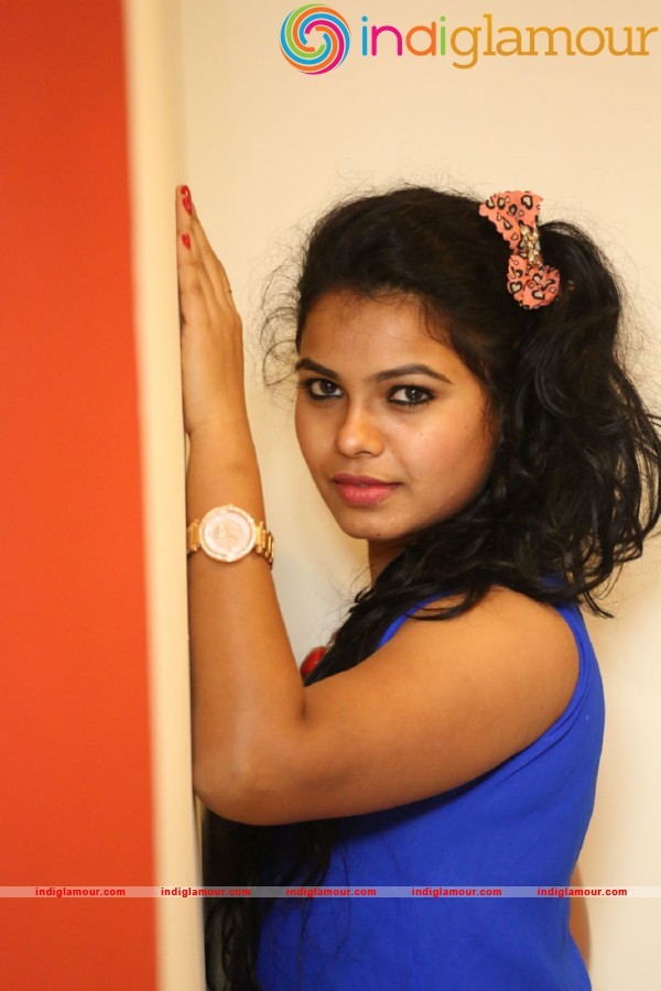 Naveena Jackson Actress hd photo