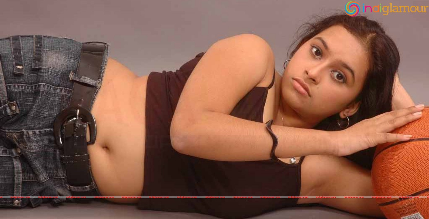 Sri Divya Actress hd photo